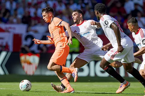 بيدري.. لاعب جزر الكناري الذي يحدد مصير نتائج برشلونة